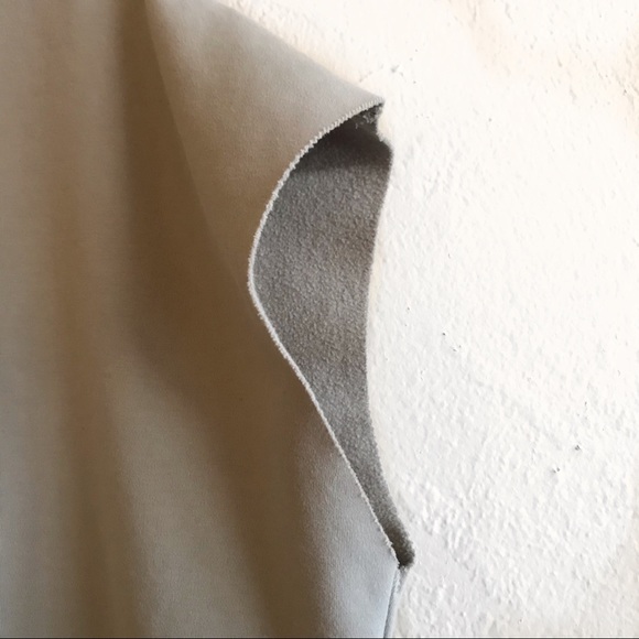 P’tula Debbie Simplified Crop Tee - Picture 5 of 6